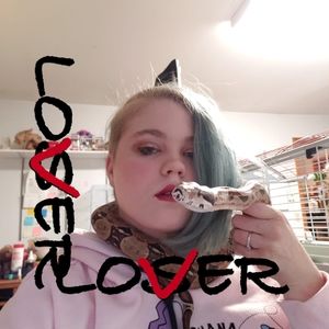 Meet your Posher, Marie